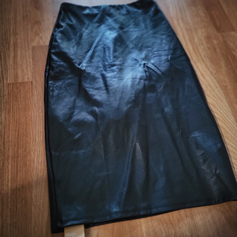 Popilush Faux Leather Midi Skirt Black Built-In Shapewear Slit Pencil Medium NWT - Picture 6 of 8